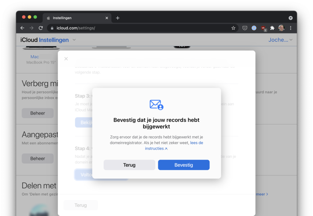 Screenshot bevestigen DNS-records toegevoegd iCloud+
