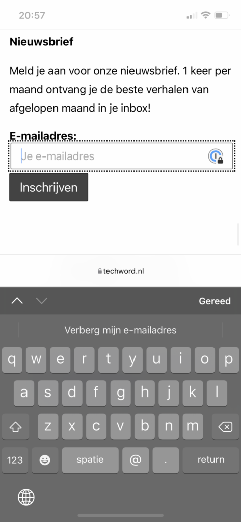 Screenshot webpagina in Safari met toetsenbord