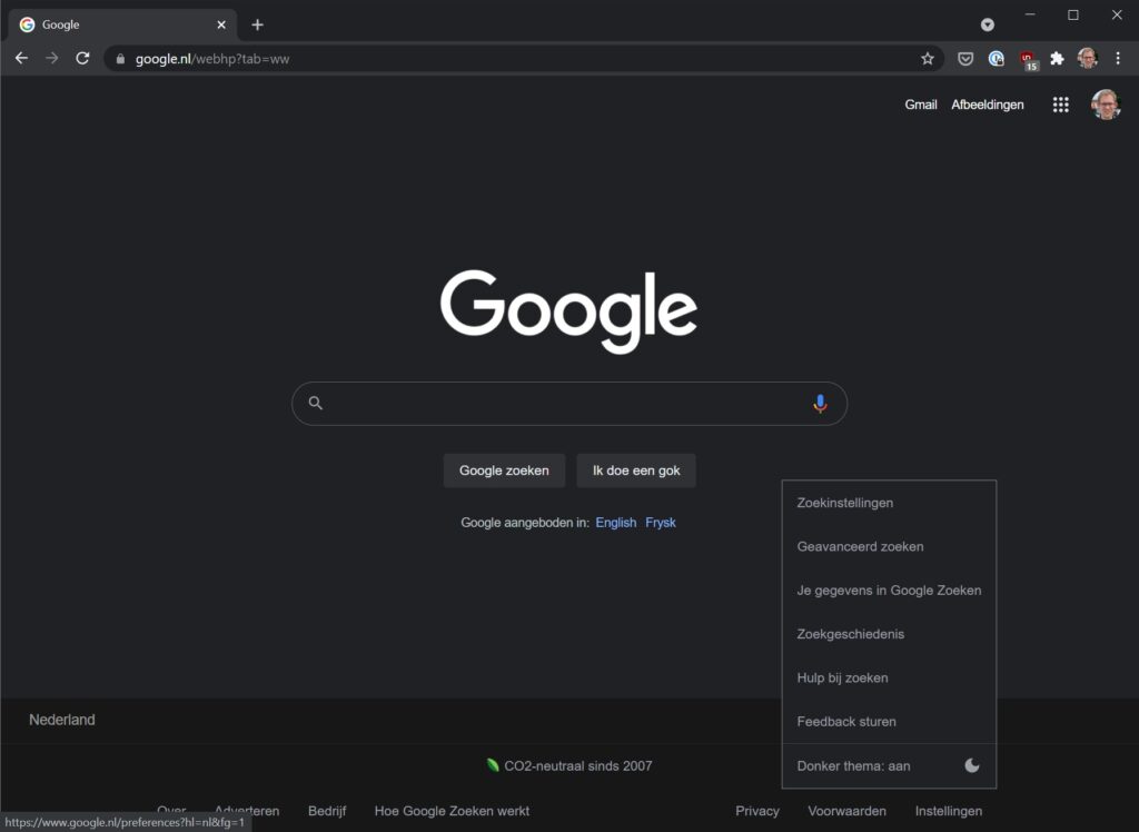 Screenshot Google-homepagina donker thema aanzetten