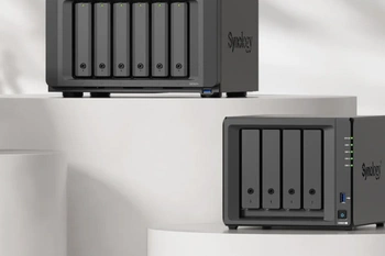 Foto van een aantal Synology-nas'en