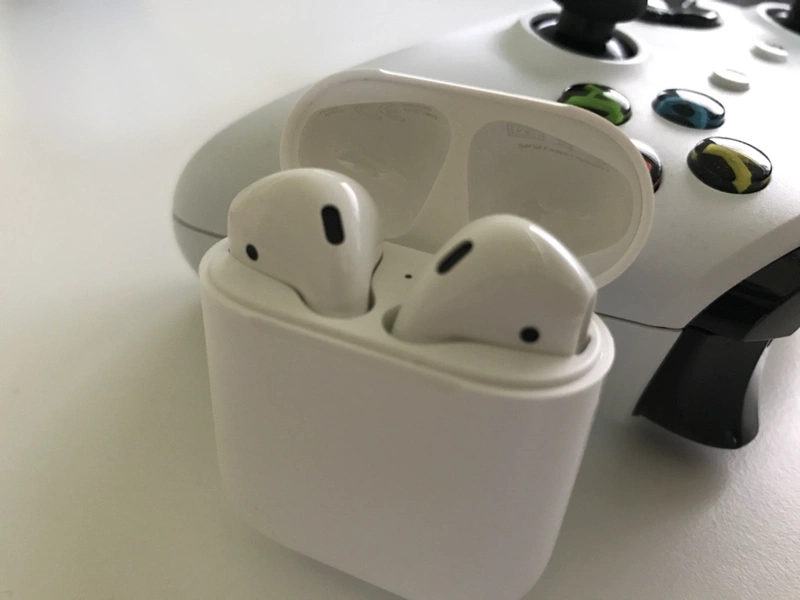 Hero image van Review: Apple AirPods (2016)