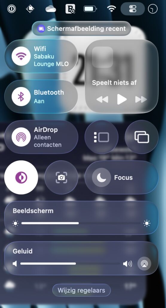 Screenshot van het bedieningspaneel in macOS 26.