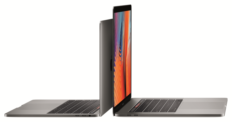 Foto van de 13 inch en 15 inch MacBooks achter elkaar